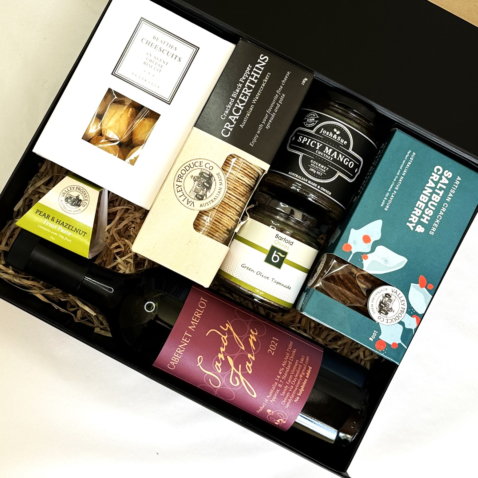 Savoury & Red gift Hamper