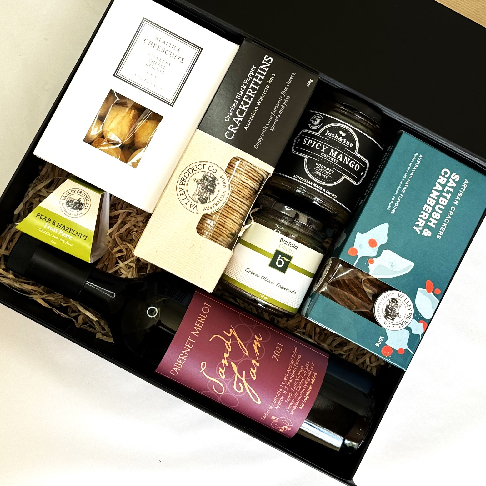 Savoury & Red gift Hamper 