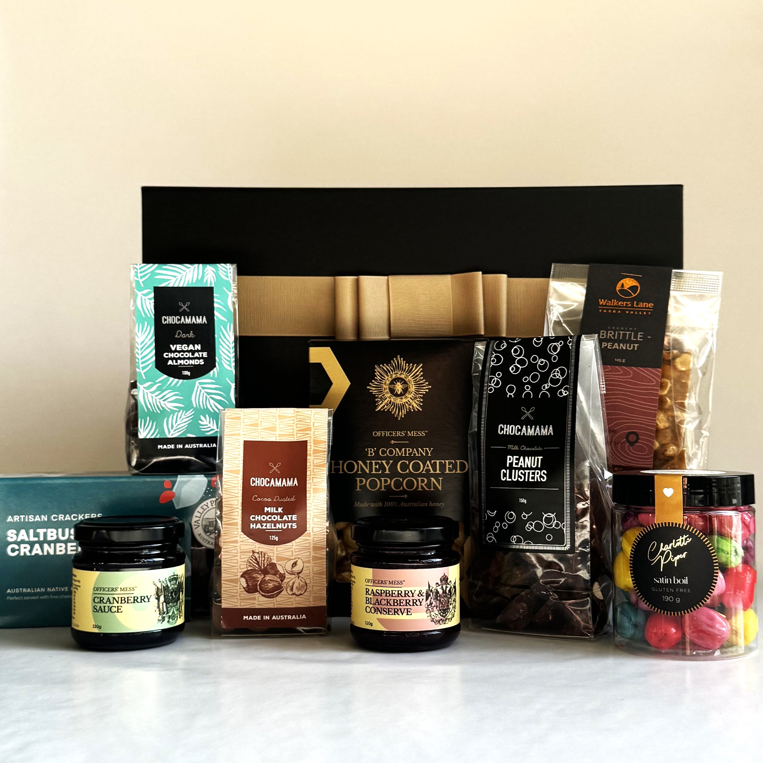 Sweet & Savoury Deluxe gift hamper 